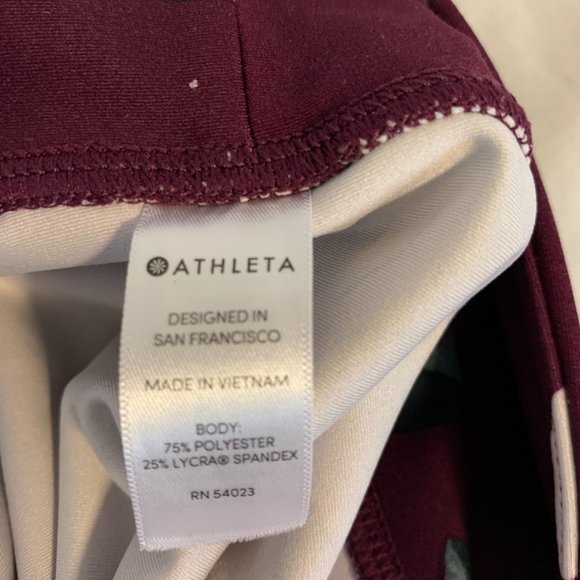 Athleta 7/8 Leggings in Floral Burgundy - Picture 4 of 4
